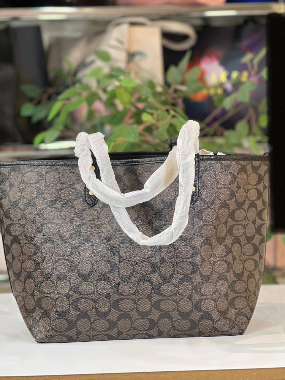 Coach-tote bag”black”