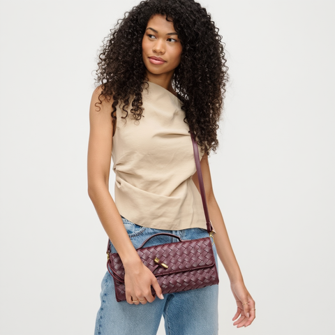 BOTTEGA-Key-Lock Woven Leather