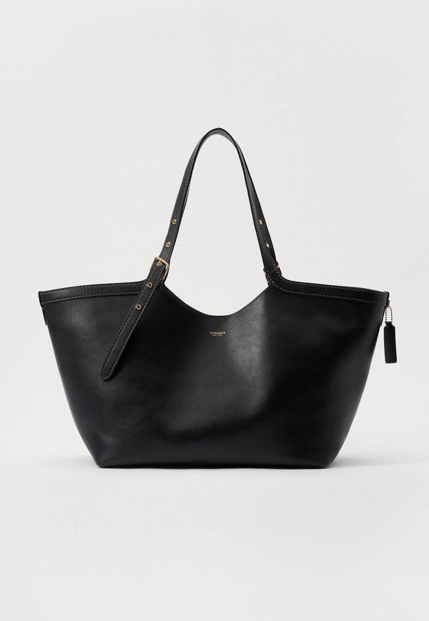The Heritage Tote coach