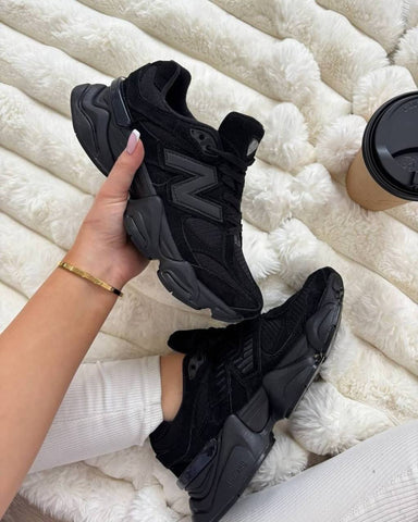 New Balance 1906R – Triple Black unisex