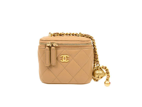Chanel Vanity Case – Beige Quilted Leather