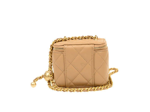Chanel Vanity Case – Beige Quilted Leather